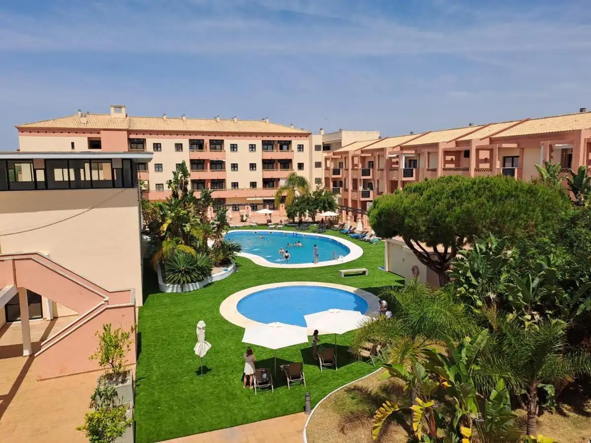 Vista exterior de Apartamento de alquiler en Punta Umbría con Aire acondicionado, Calefacción y Amueblado