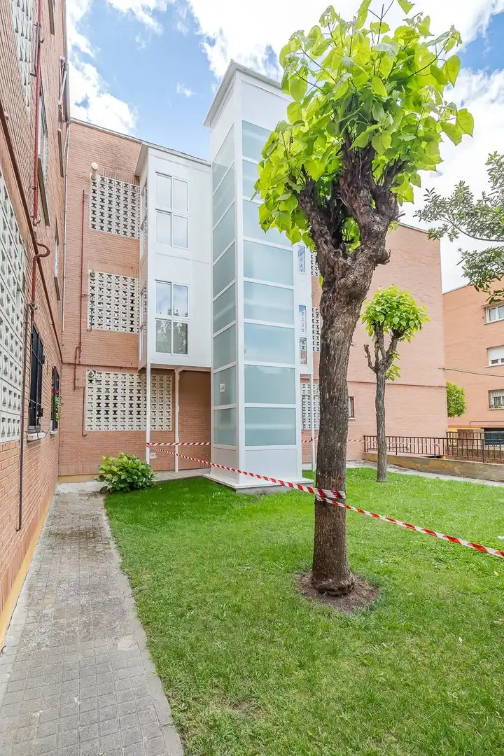Vista exterior de Pis en venda en Majadahonda amb Calefacció i Terrassa