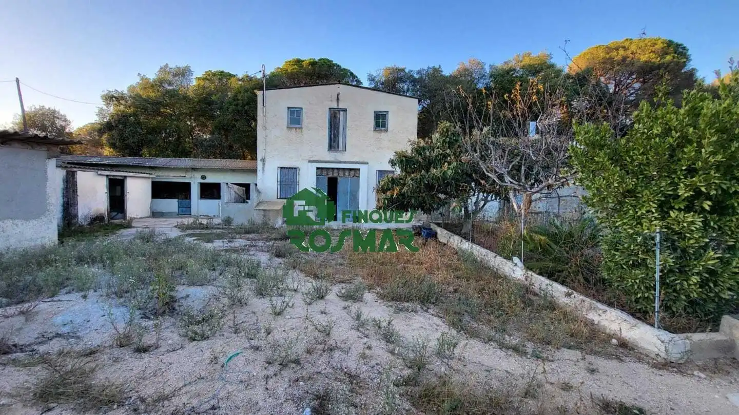 Terreno rústico en venta en Lloret Verd - Els Pinars