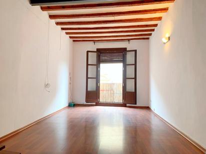 Living room of Flat for sale in  Barcelona Capital  with Parquet flooring and Balcony
