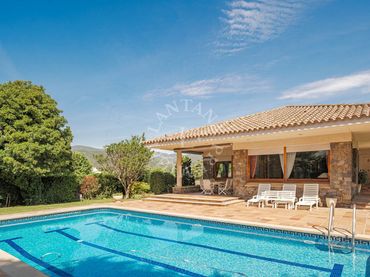 House for sale in de Samalús