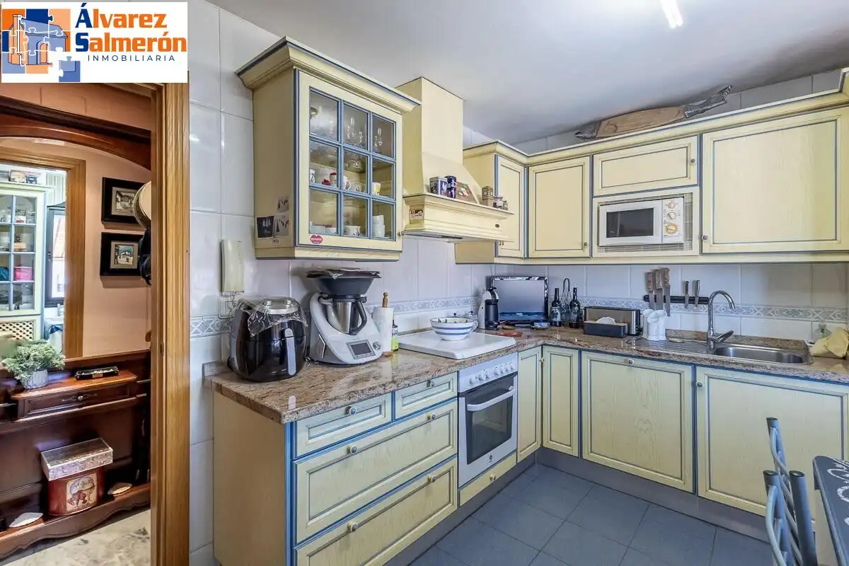 Flat with terrace for sale in Calle PDTA FERNANDO GOMEZ DE LA, imagen 13