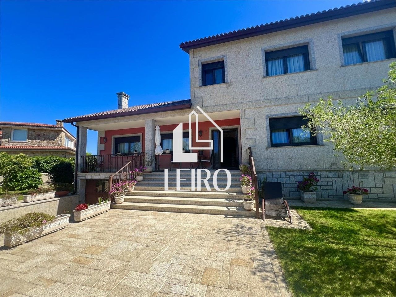 Exterior view of House or chalet for sale in Vilagarcía de Arousa  with Heating, Private garden and Terrace