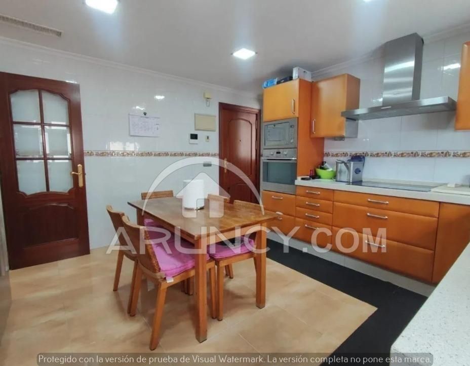 Cocina de Piso en venta en  Cádiz Capital
