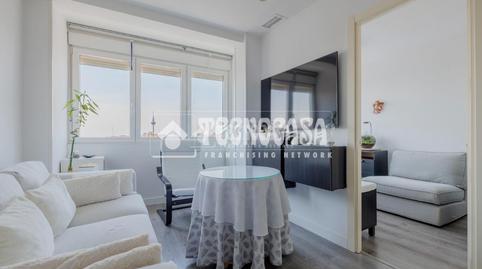 Foto 2 de Pis de lloguer a Av. Donostiarra, Concepción,  Madrid Capital