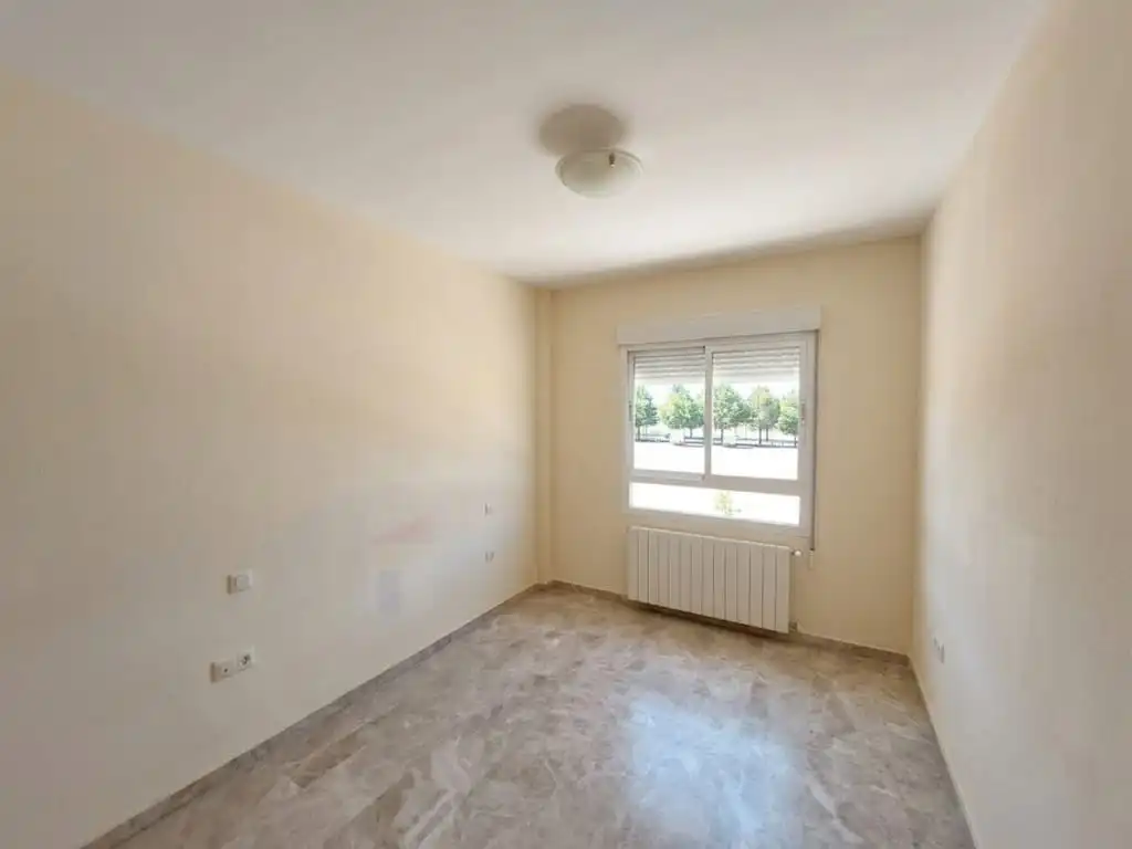 Wohnung mit Aufzug zum Verkauf in Maria Auxiliadora - Barriada de Llera, imagen 6