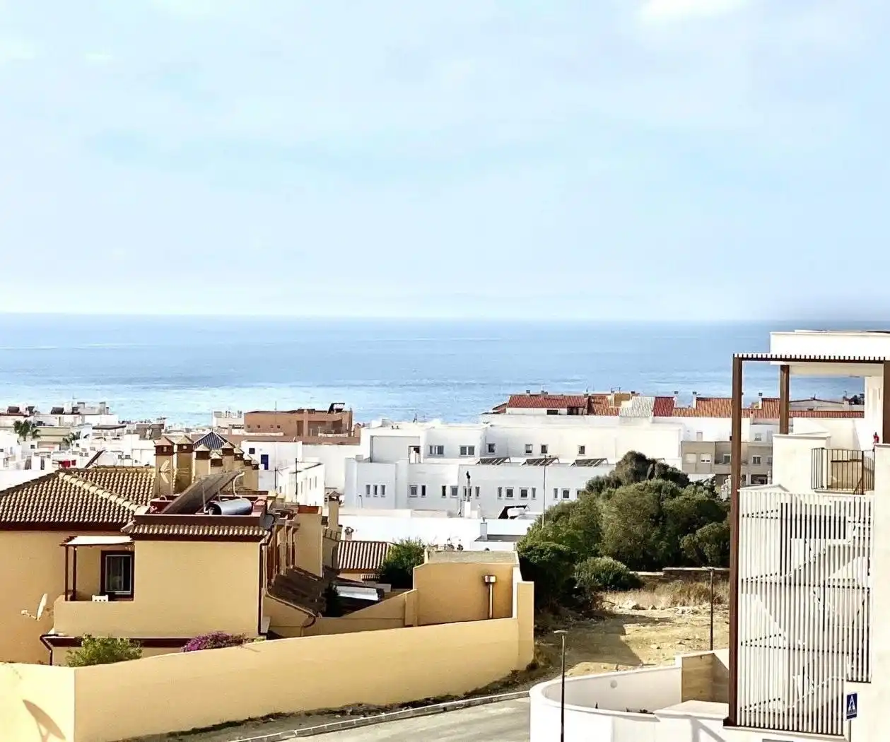 Vista exterior de Apartament en venda en Tarifa amb Aire condicionat i Terrassa