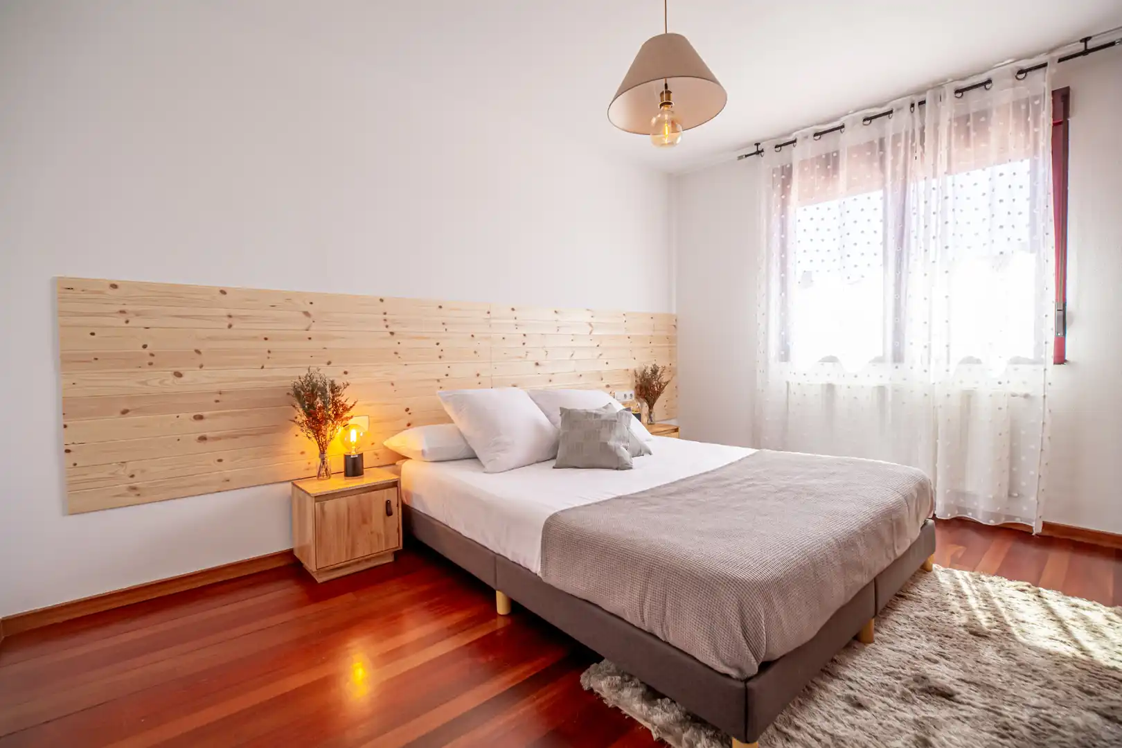 Habitación de Casa o chalet de alquiler en Santiago de Compostela  con Jardín privado, Amueblado y Horno
