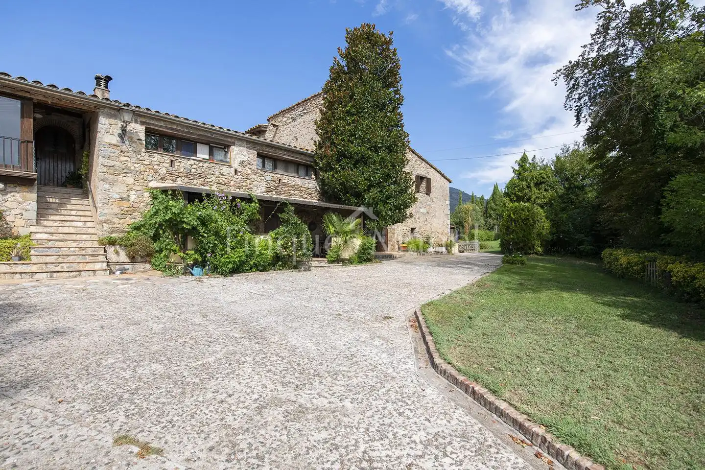 Jardí de Finca rústica en venda en La Cellera de Ter amb Calefacció, Jardí privat i Terrassa