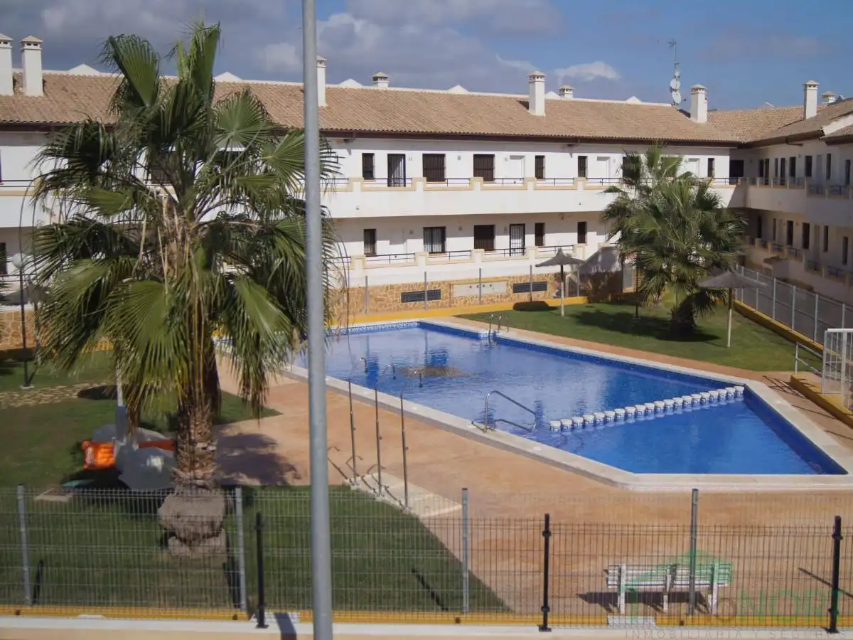 Piscina de Pis en venda en Cartagena amb Aire condicionat, Terrassa i Moblat