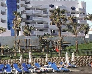 Vista exterior de Apartament de lloguer en Benalmádena amb Aire condicionat, Terrassa i Piscina