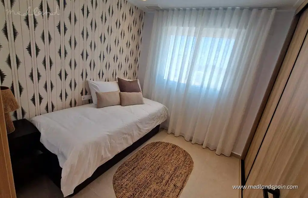 Habitación de Apartamento en venta en Pilar de la Horadada con Terraza y Piscina comunitaria
