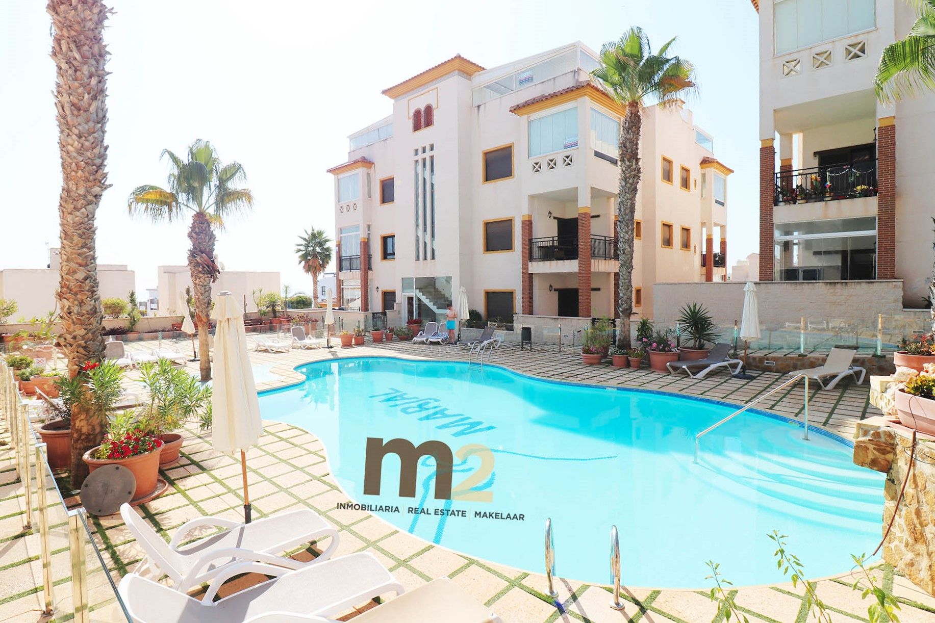 Exterior view of Apartment for sale in Guardamar del Segura  with Air Conditioner, Heating and Private garden
