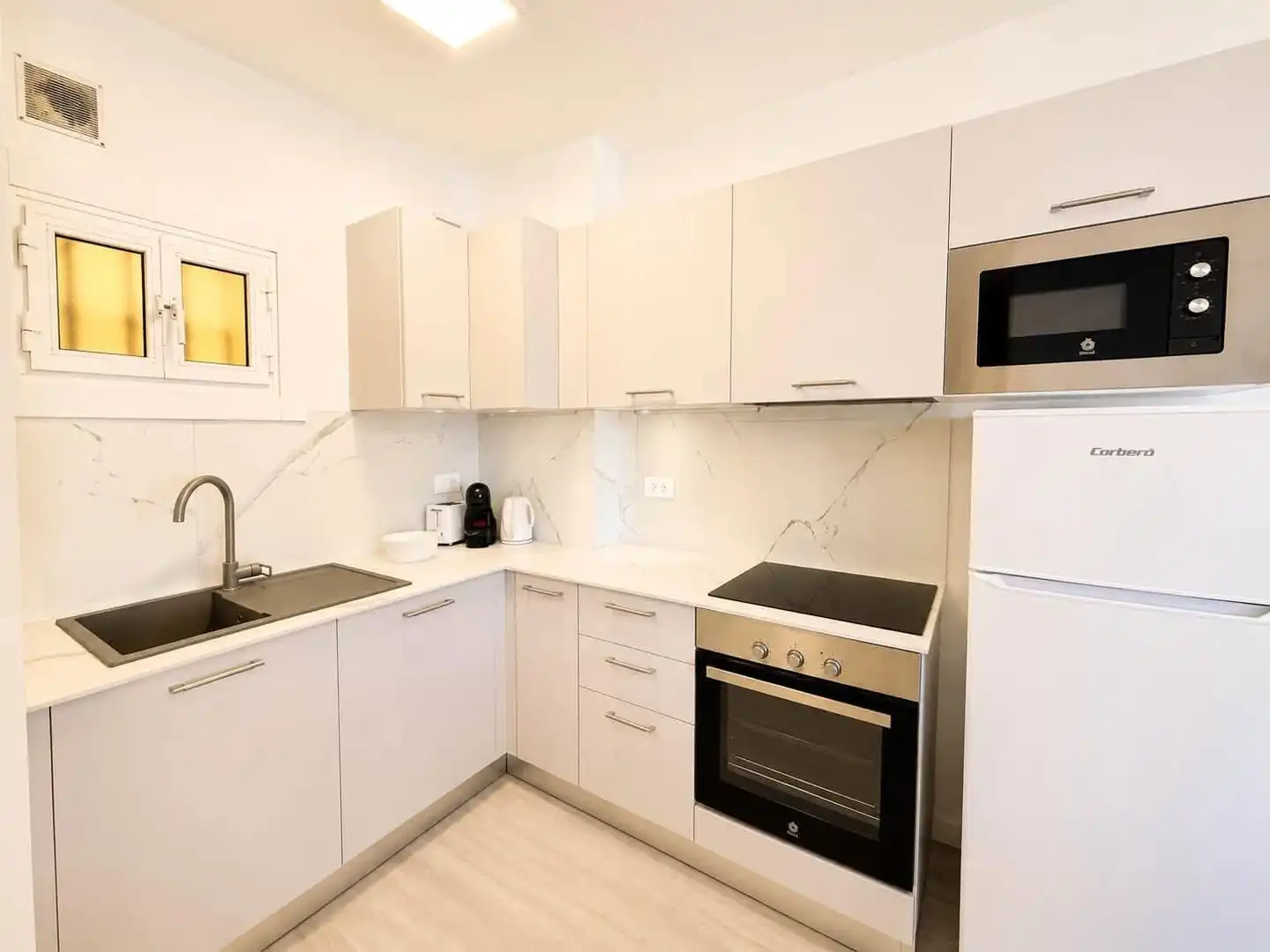 Apartment mit Pool zur Miete in Avenida Juan Carlos I 3, imagen 8