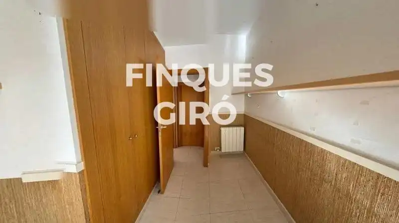 Flat for sale in JOSEP CARNER, L'Estany