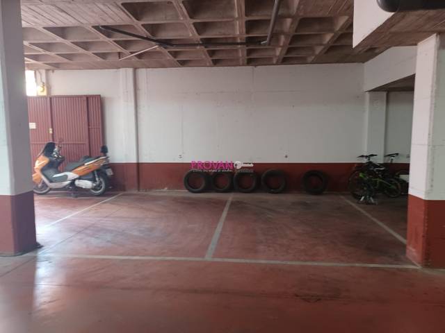 Garaje en Venta en El Palmeral - San Antón