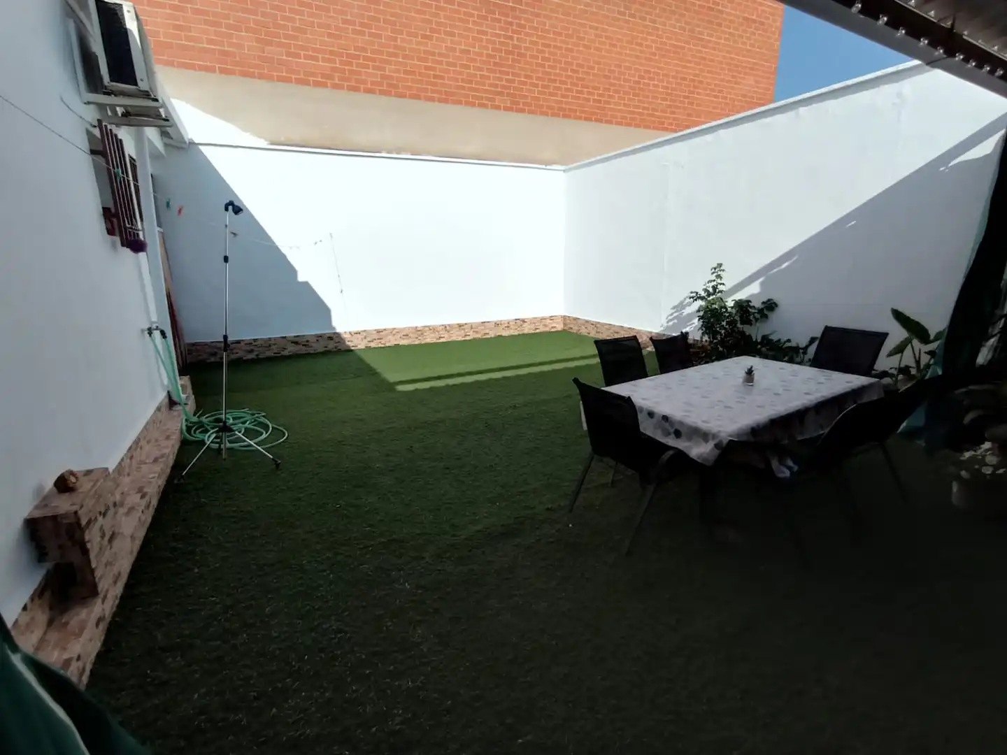 Terrassa de Casa o xalet en venda en Tomelloso amb Aire condicionat, Calefacció i Jardí privat