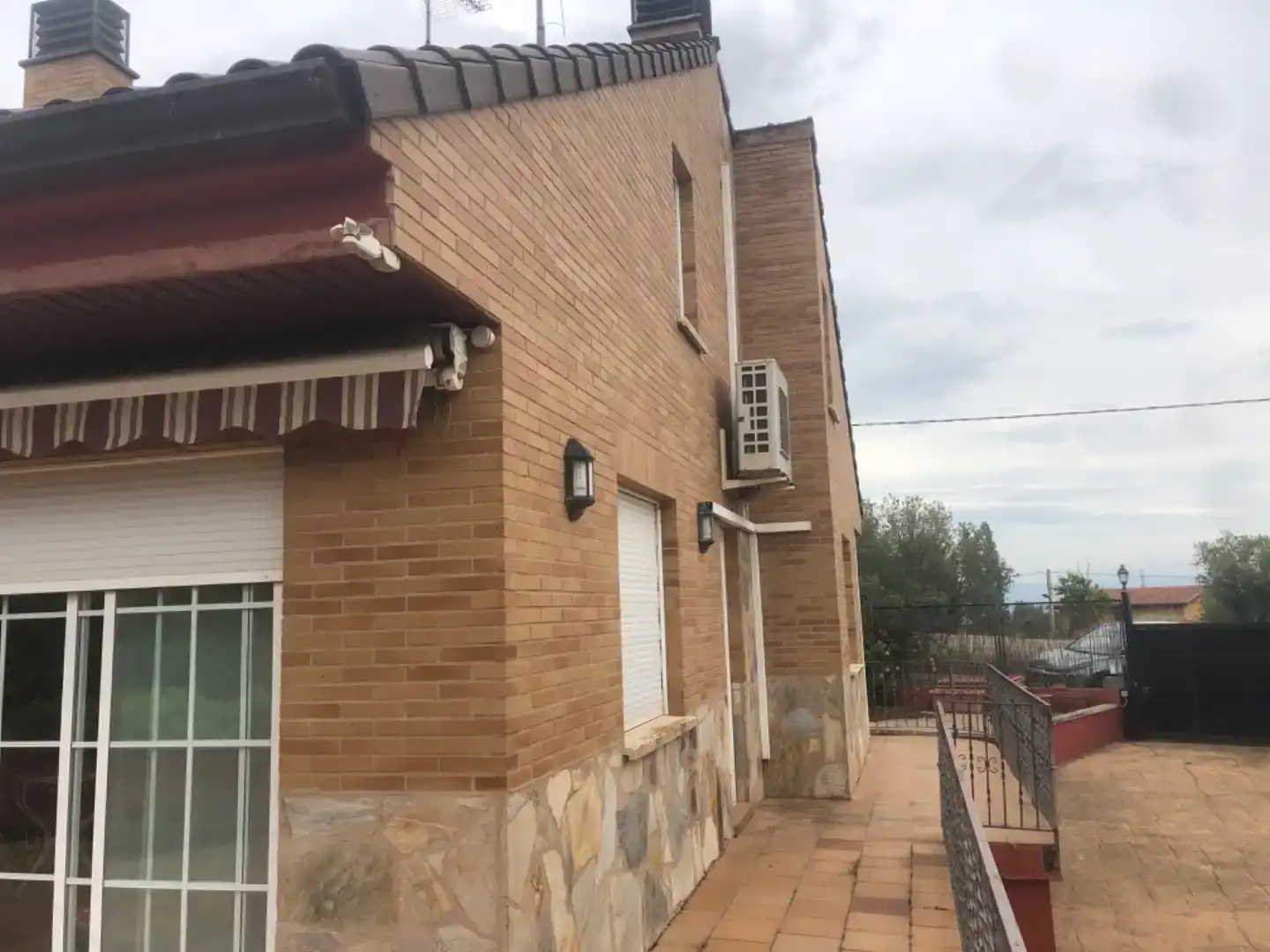 Vista exterior de Piso en venta en Lardero con Aire acondicionado, Jardín privado y Trastero