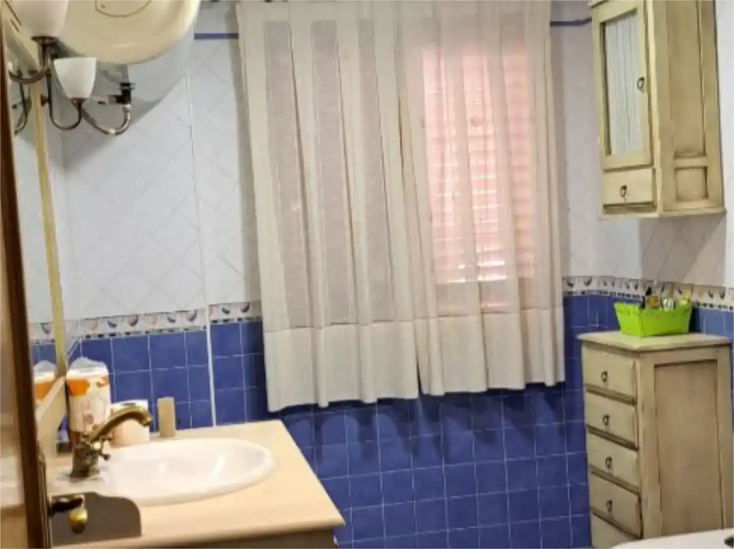 Bany de Pis en venda en Cárcheles amb Aire condicionat, Traster i Piscina