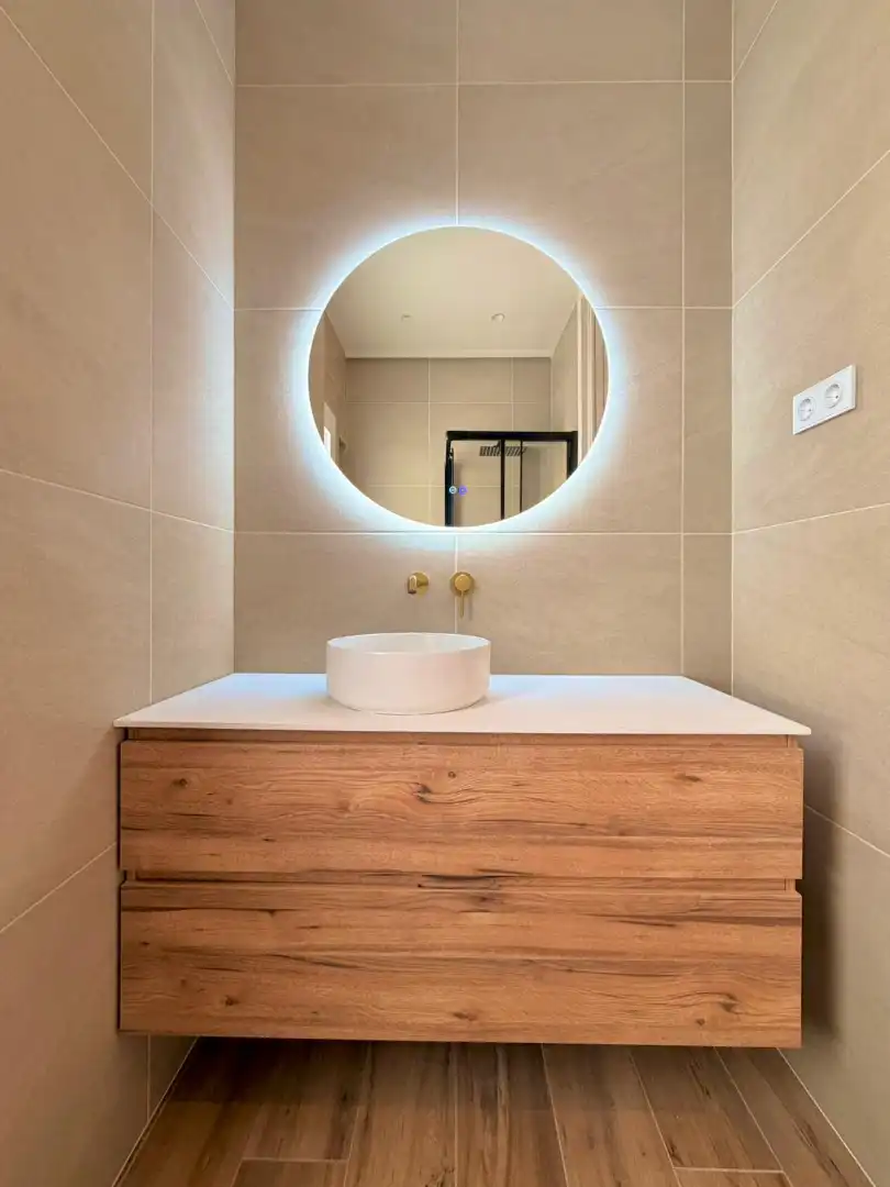 Badezimmer von Wohnung zum Verkauf in Madrid mit Klimaanlage und Terrasse