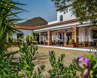 Casa o xalet en venda a Calle la Fuente, Alcaucín