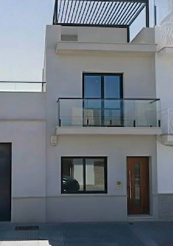 Casa-chalet en Venta en Centro - Doña Mercedes