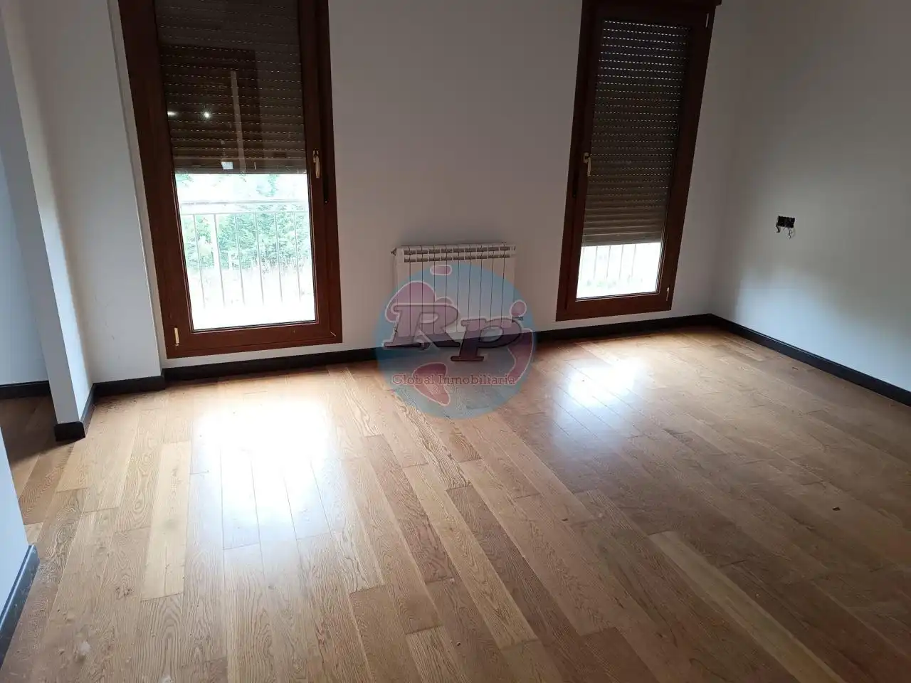 Habitación de Casa o chalet en venta en Sariegos con Calefacción, Jardín privado y Parquet
