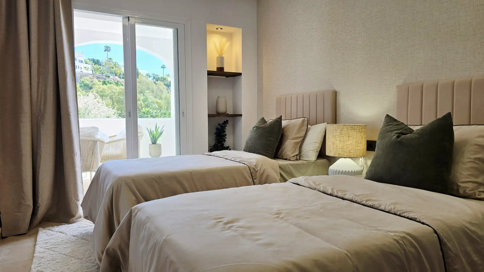 Apartament amb piscina en venda a Benahavís pueblo, imagen 20
