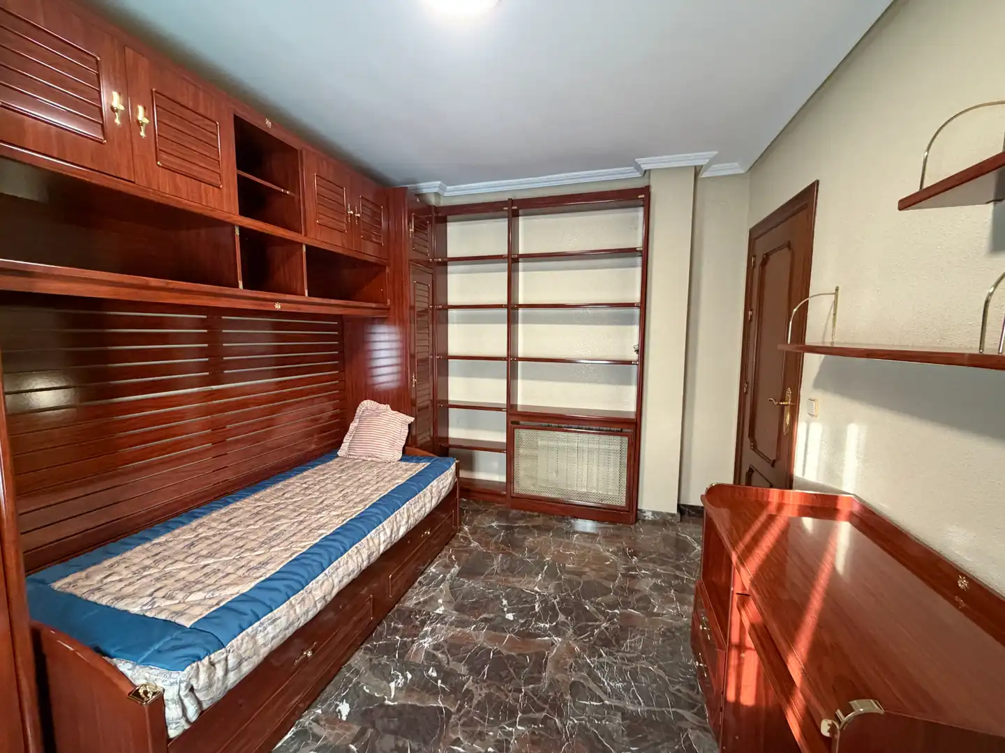 Habitación de Casa o chalet en venta en Úbeda con Calefacción, Terraza y Trastero