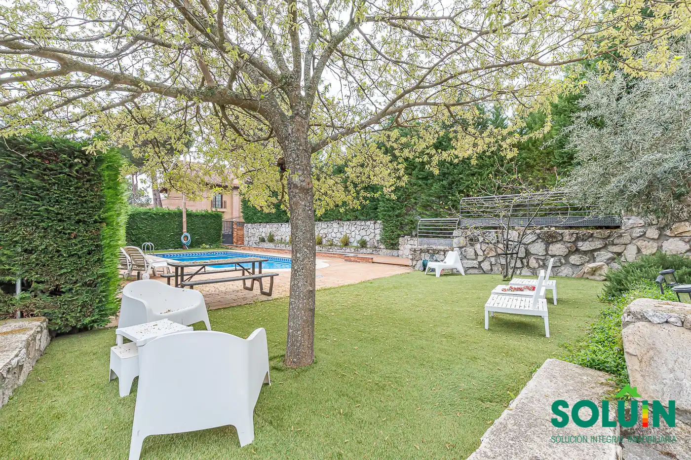 Jardí de Casa o xalet en venda en Torrelodones amb Aire condicionat, Calefacció i Jardí privat
