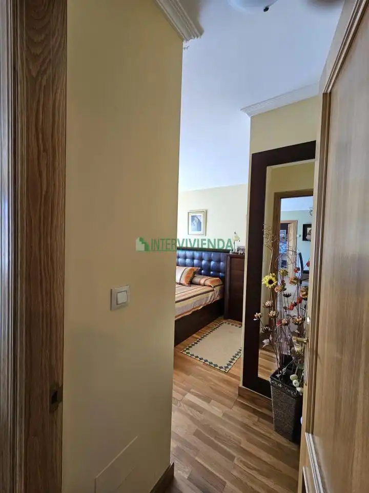 Dormitori de Pis en venda en A Cañiza   amb Calefacció i Parquet