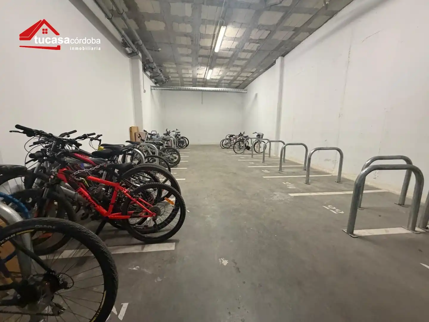Parking de Planta baja en venta en Córdoba con Aire acondicionado, Terraza y Trastero