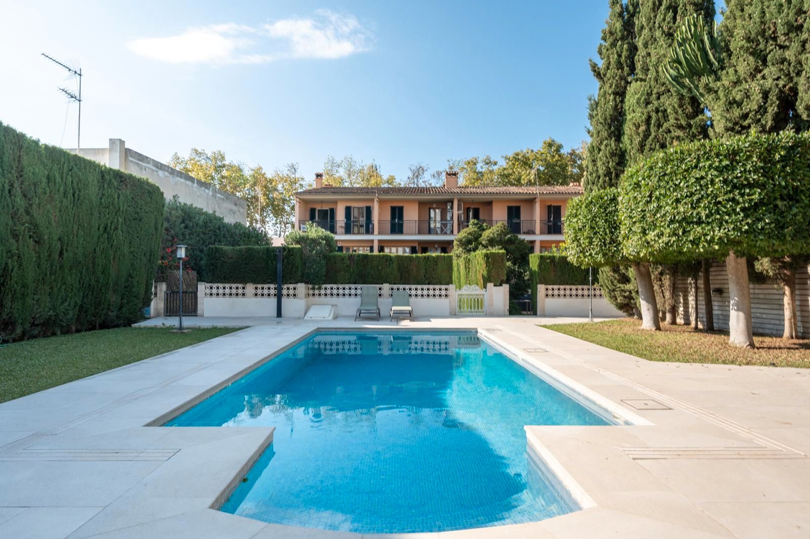 Jardí de Casa adosada en venda en  Palma de Mallorca amb Calefacció, Jardí privat i Moblat