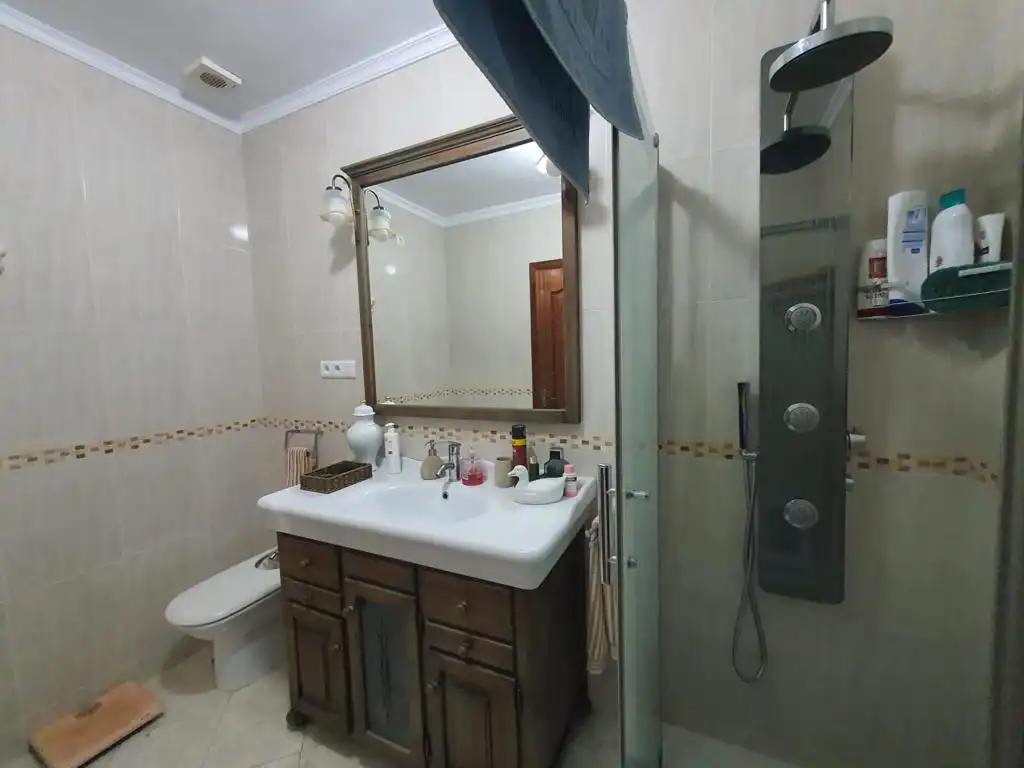 Chalet con jardín en venta en Centro Internacional, imagen 4