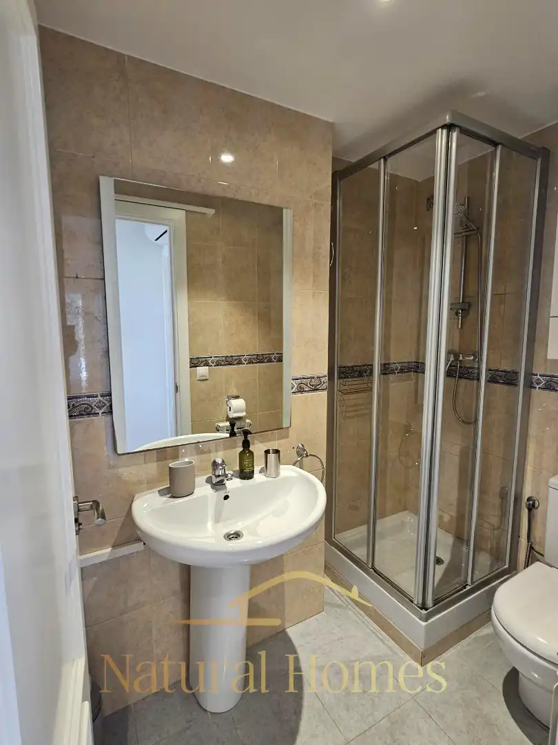 Baño de Dúplex de alquiler en Sant Andreu de Llavaneres con Aire acondicionado, Calefacción y Parquet