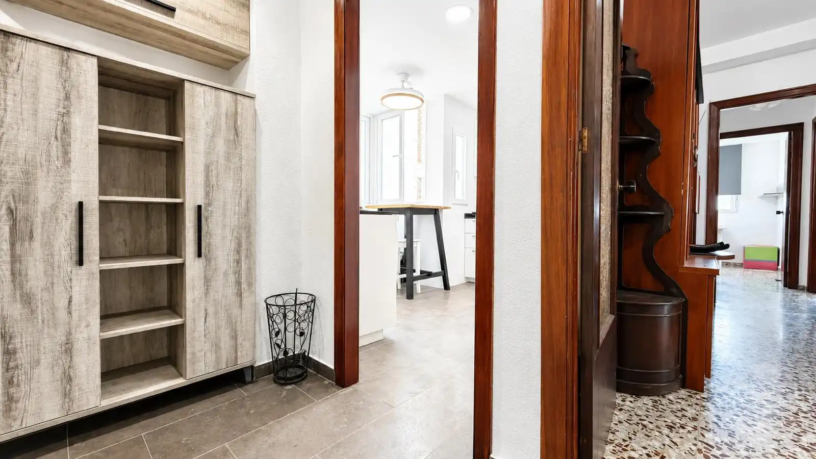 Flat for rent in Calle Carmen Conde, Ciudad Jardín