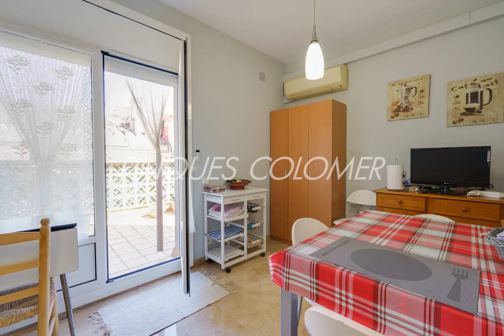 Küche von Einfamilien-Reihenhaus zum Verkauf in Rubí mit Klimaanlage, Heizung und Terrasse
