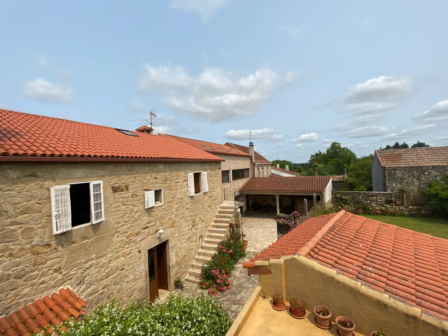 Exterior view of Houses for sale in A Estrada   with Heating, Private garden and Terrace