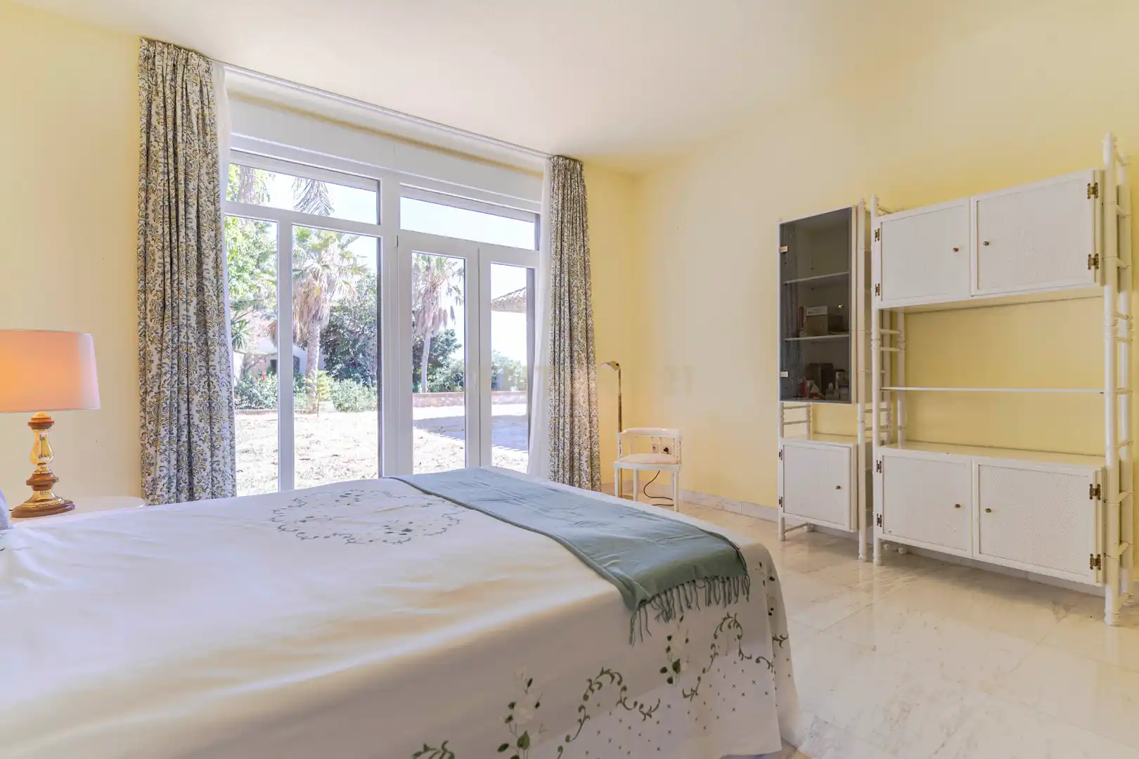 Bedroom of Houses for sale in Almuñécar  with Air Conditioner, Private garden and Storage room