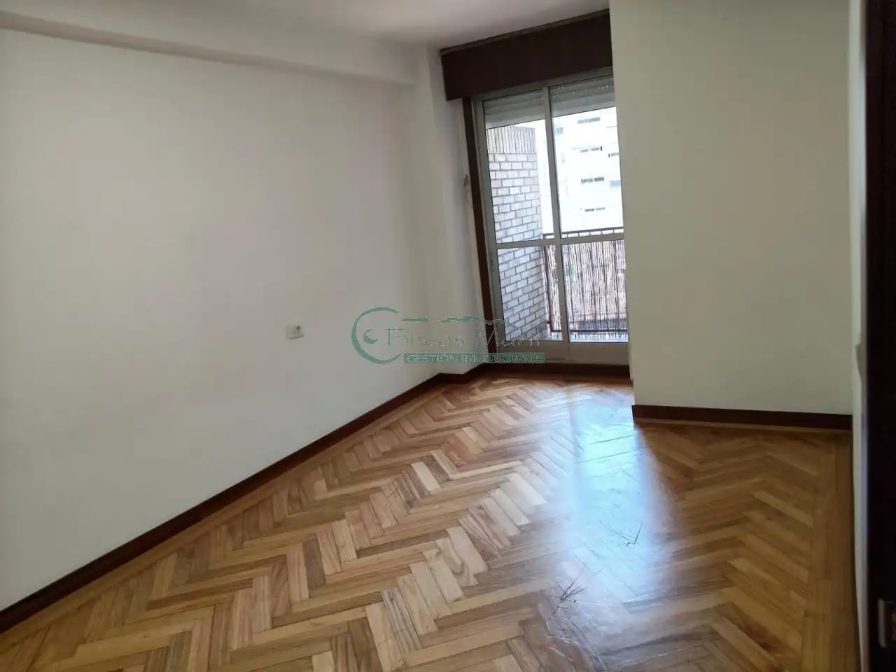 Bedroom of Flat for rent in Vigo   with Heating, Parquet flooring and Terrace