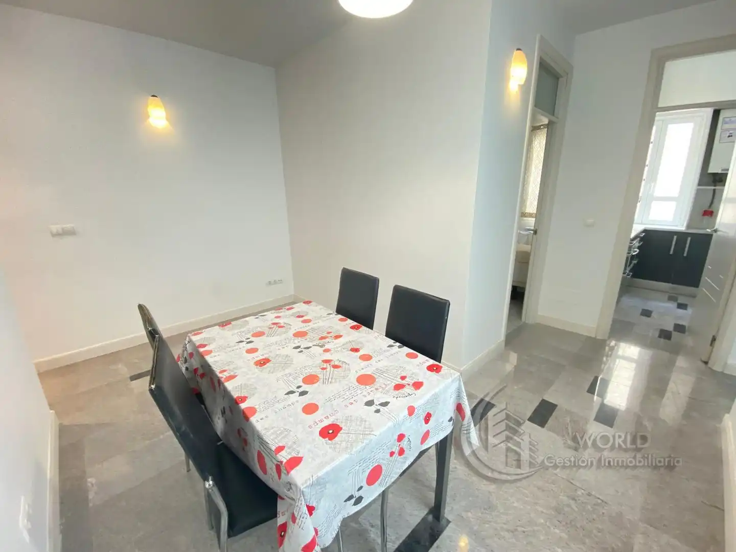 Dining room of Flat for rent in Chamberí