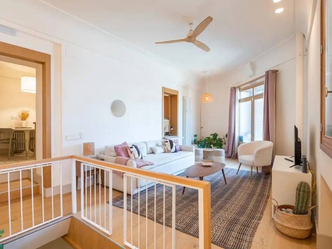 Planta baja en venta en P.º del Rey, Argüelles