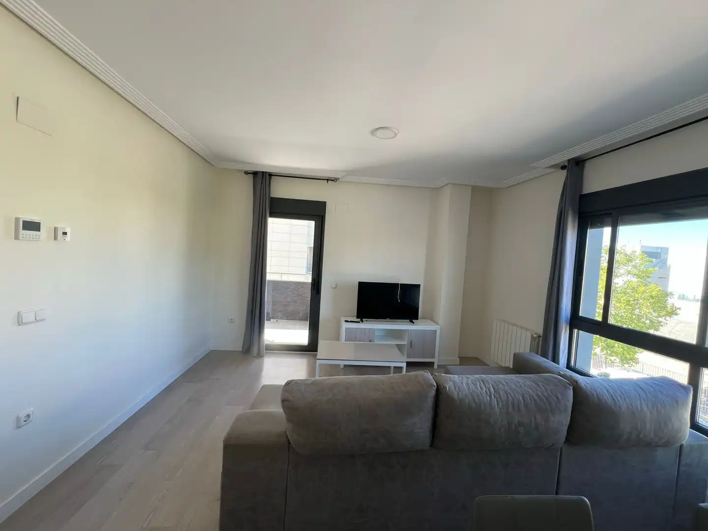 Appartamento con piscina in affitto a Nuevo Cáceres, imagen 6