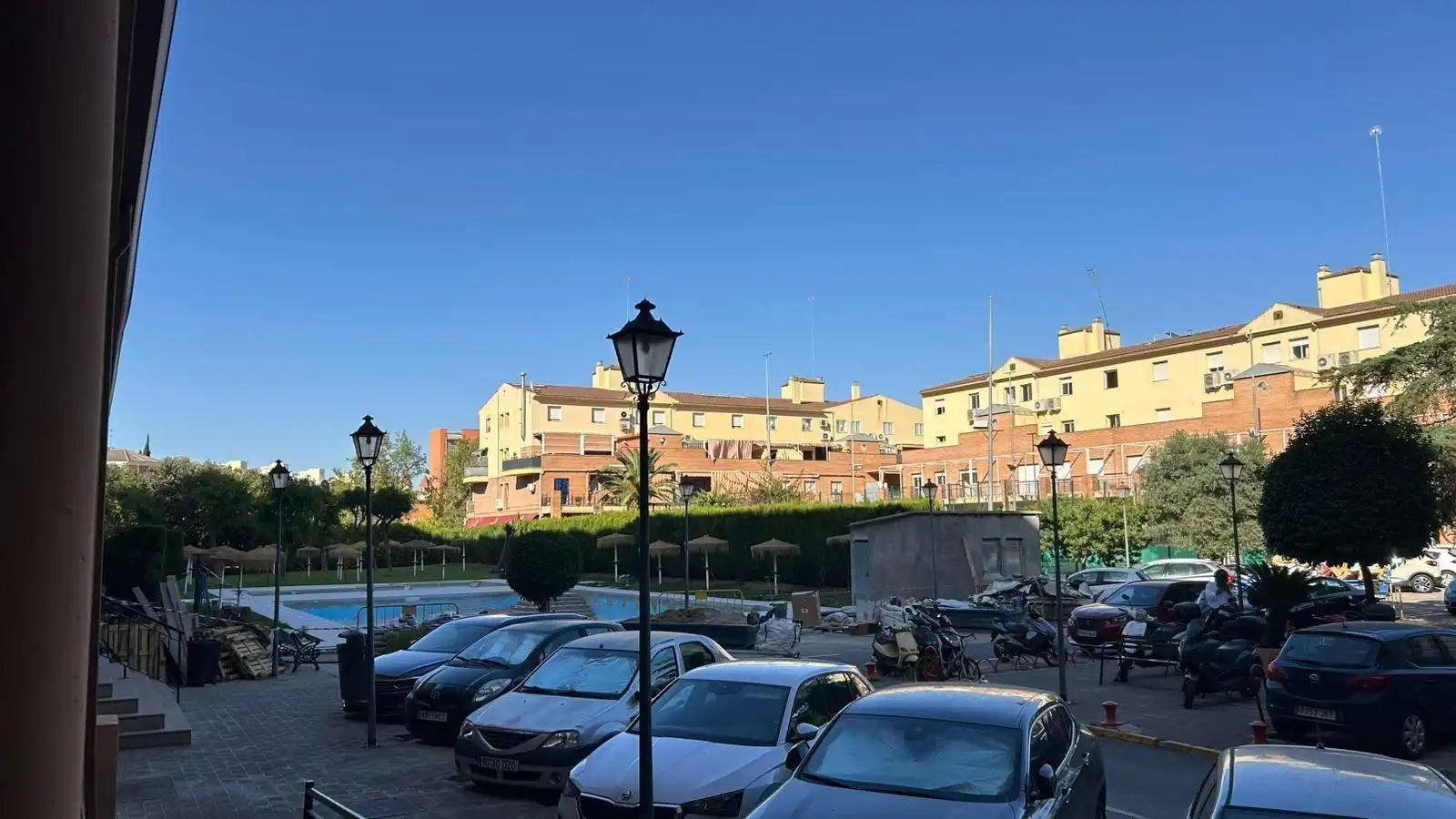 Exterior view of Flat for rent in Sevilla  with Air Conditioner, Heating and Terrace