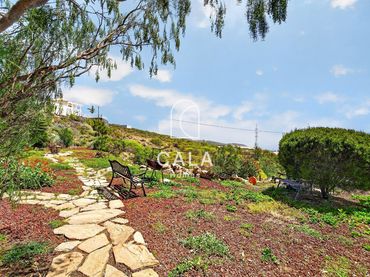 Villa avec balcon à vendre à Piedra Hincada