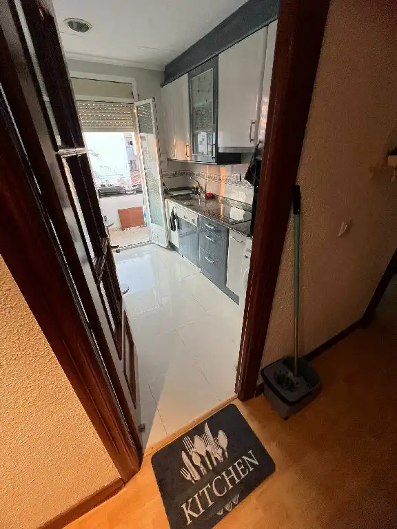 Cocina de Piso en venta en  Logroño con Calefacción, Parquet y Terraza