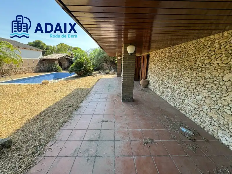 Jardín de Casa o chalet en venta en Roda de Berà con Terraza, Trastero y Piscina