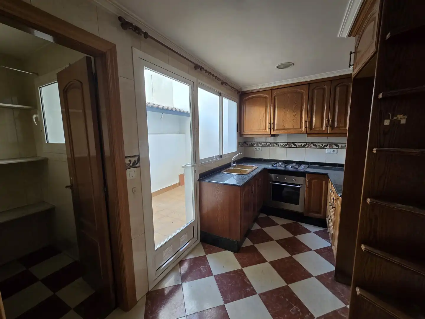 Cocina de Casa adosada en venta en Utiel con Terraza