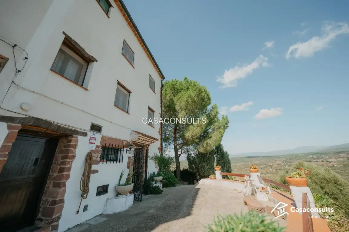 Casa con terrazza in vendita a Carrer Paseo 68