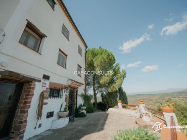 Haus mit Balkon zum Verkauf in Carrer Paseo 68